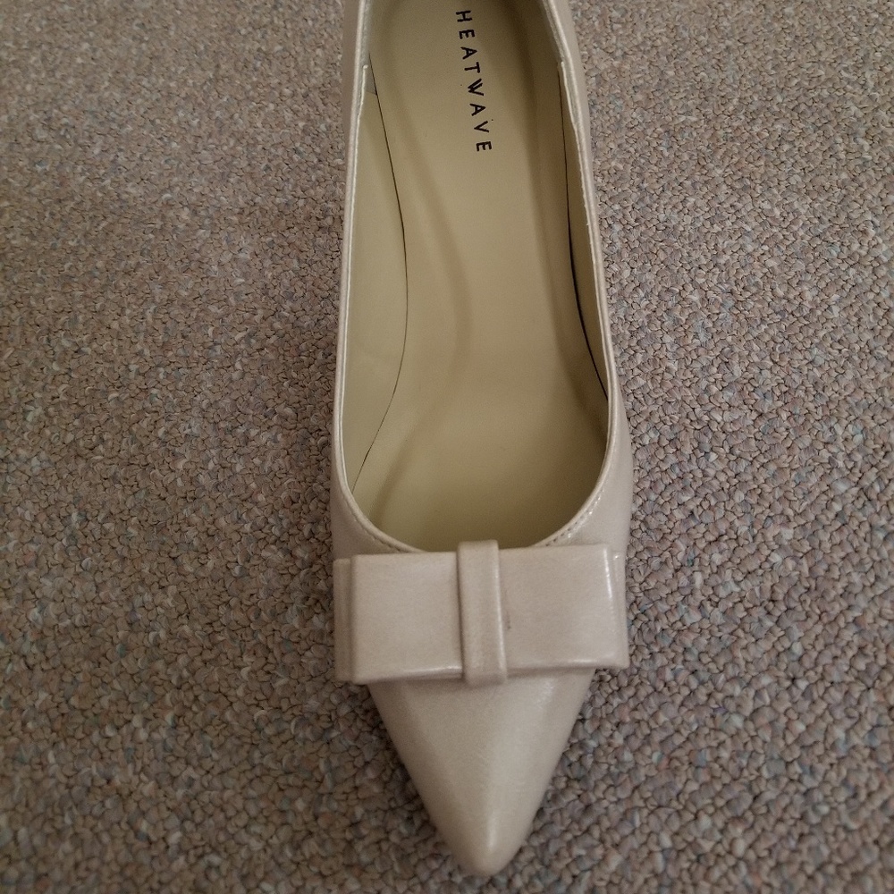 High Heels - Picture 4 of 5